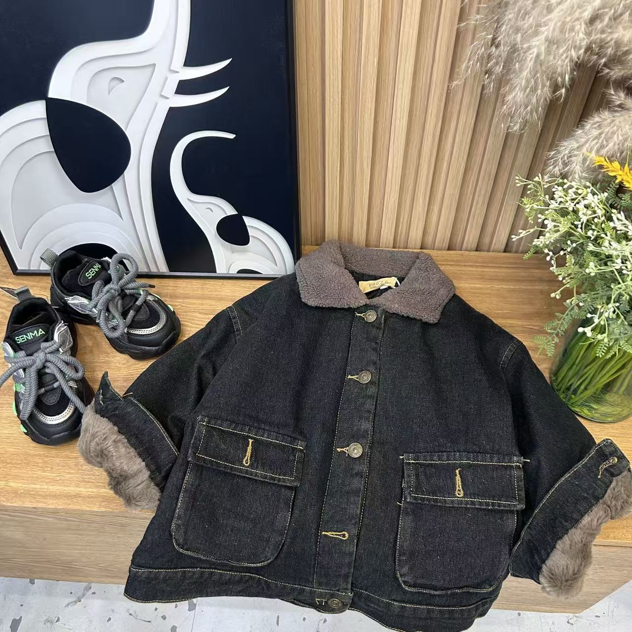 《韩潮优品》WT-6192 牛仔外套加绒牛仔外套深秋浅冬外出牛仔外套