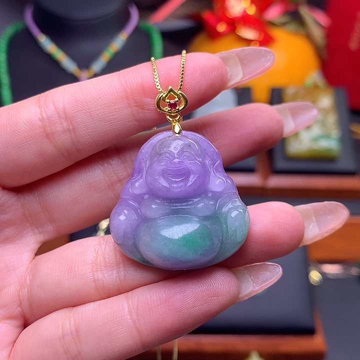 翡翠颈饰未镶嵌佛公