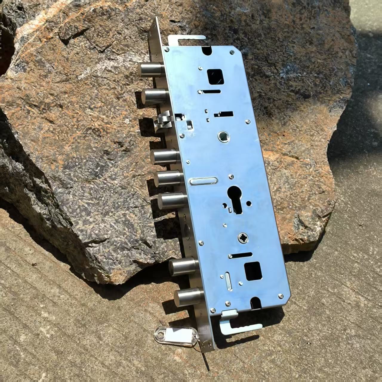 指纹全钢霸王锁体假钩