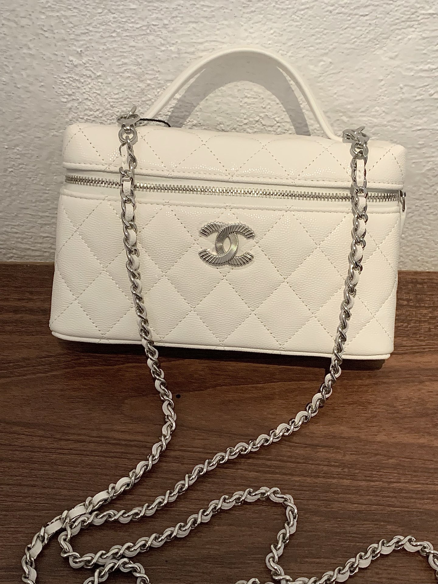 全新未使用 Chanel/香奈儿 25C 白银双C手柄盒子包 新款镭射 二店