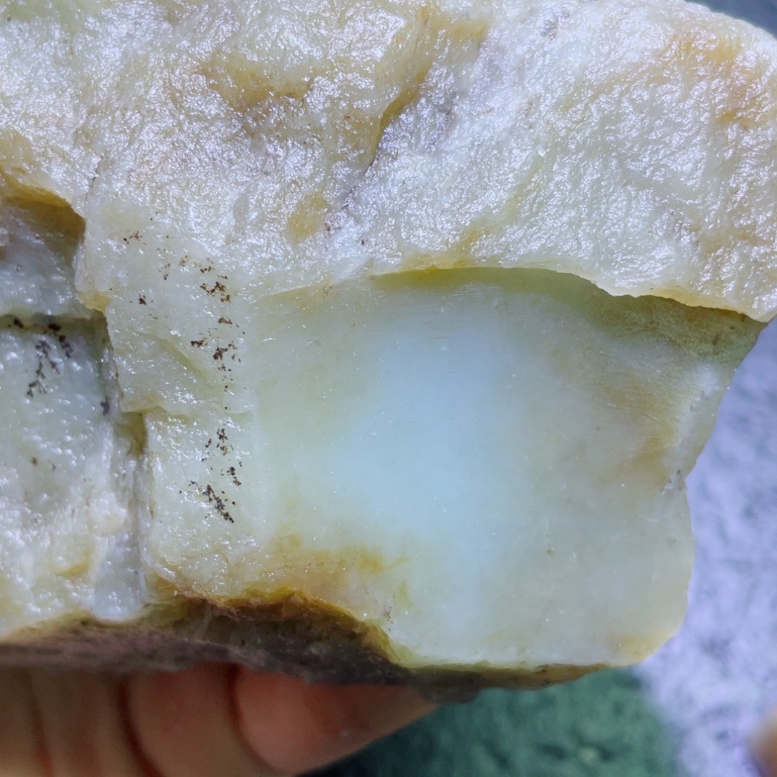 潮***圆和田玉未镶嵌珠宝半成品