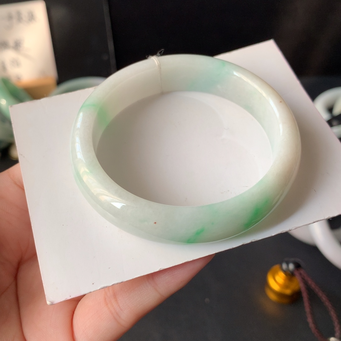 翡翠未镶嵌手镯31号52.5-12.6-7.6