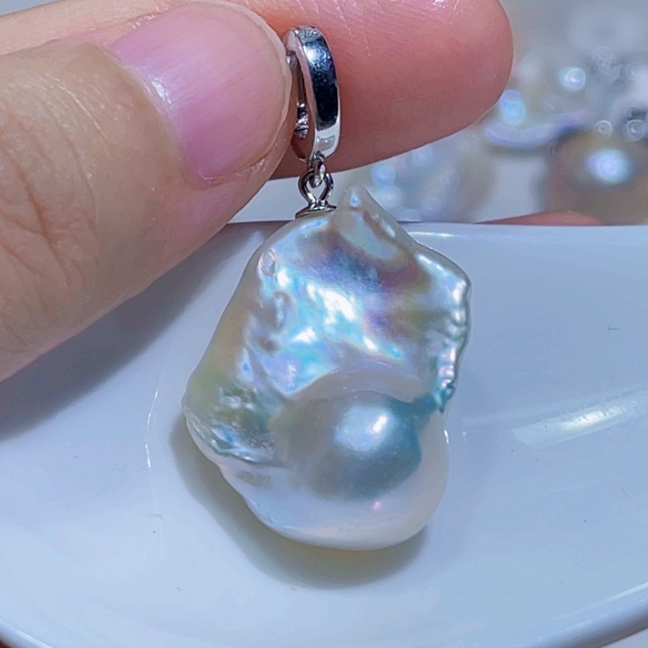 淡水珍珠银S925镶嵌颈饰