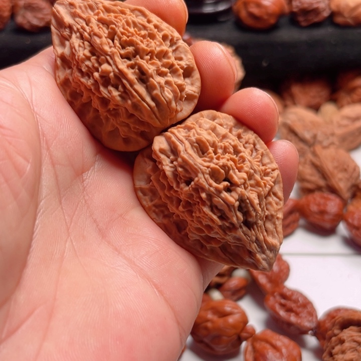 小***桶文玩核桃把件晋鸡头货