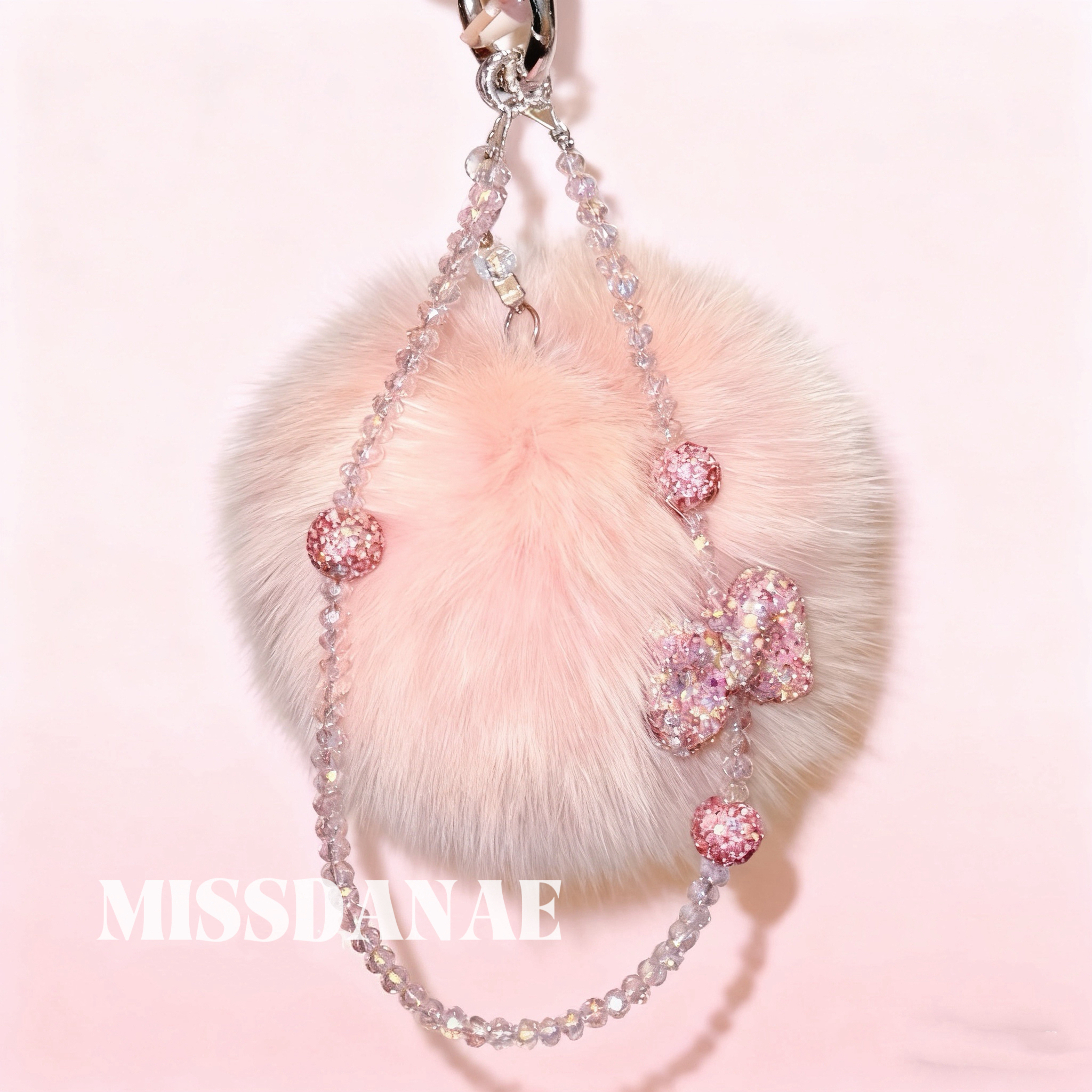 【蝴蝶结粉毛球-挂件】MISSDANAE手机链适用于苹果安卓创意