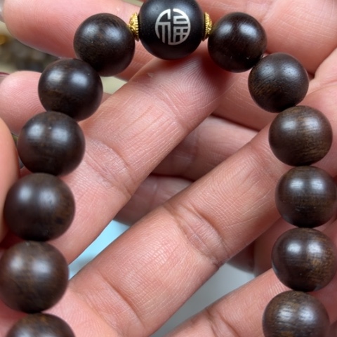 沉香手串白棋雷击树心油老料