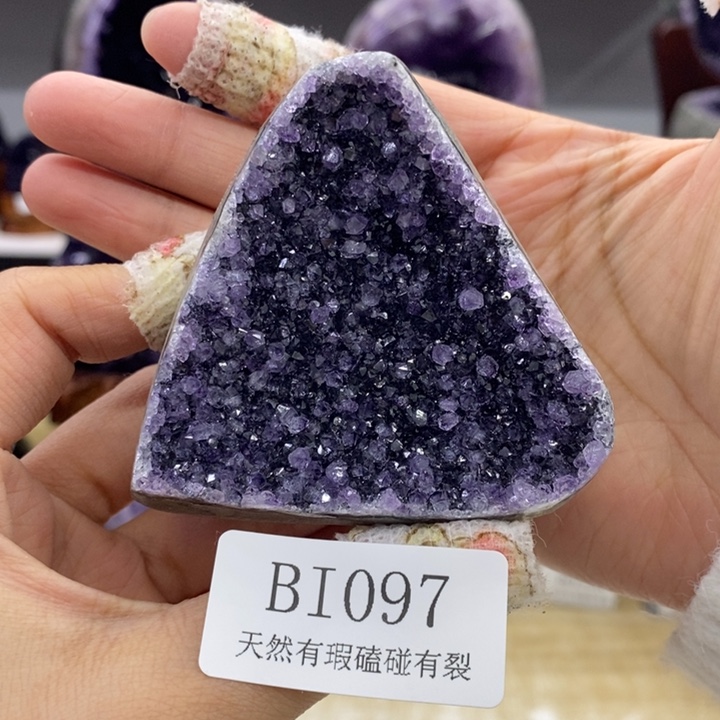 未镶嵌大型摆件（非配饰）水晶