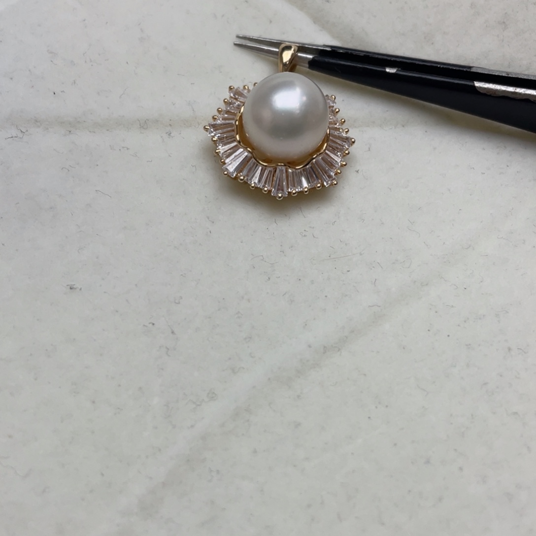 银S925镶嵌吊坠(不含链)海水珍珠