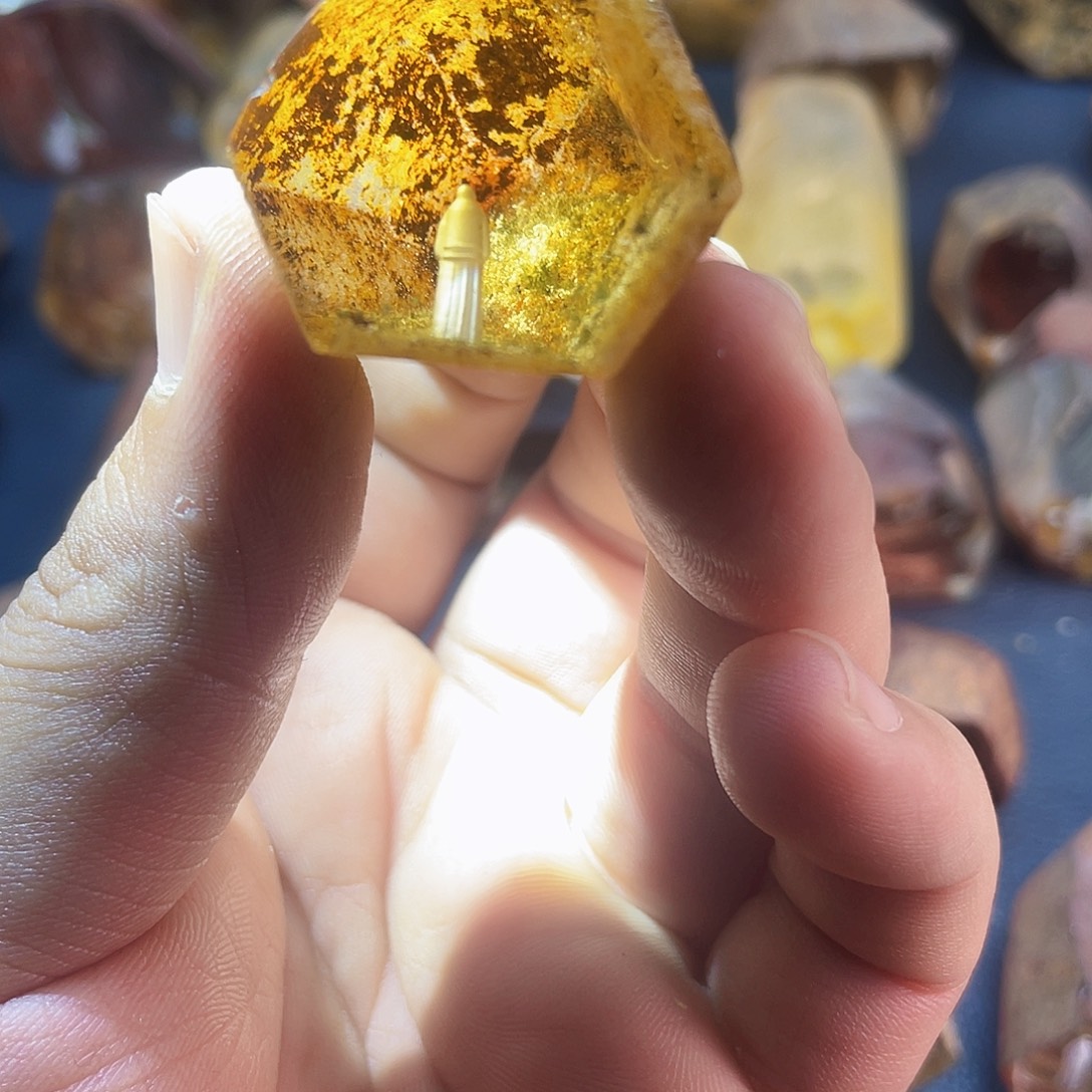 延****未镶嵌水晶珠宝半成品