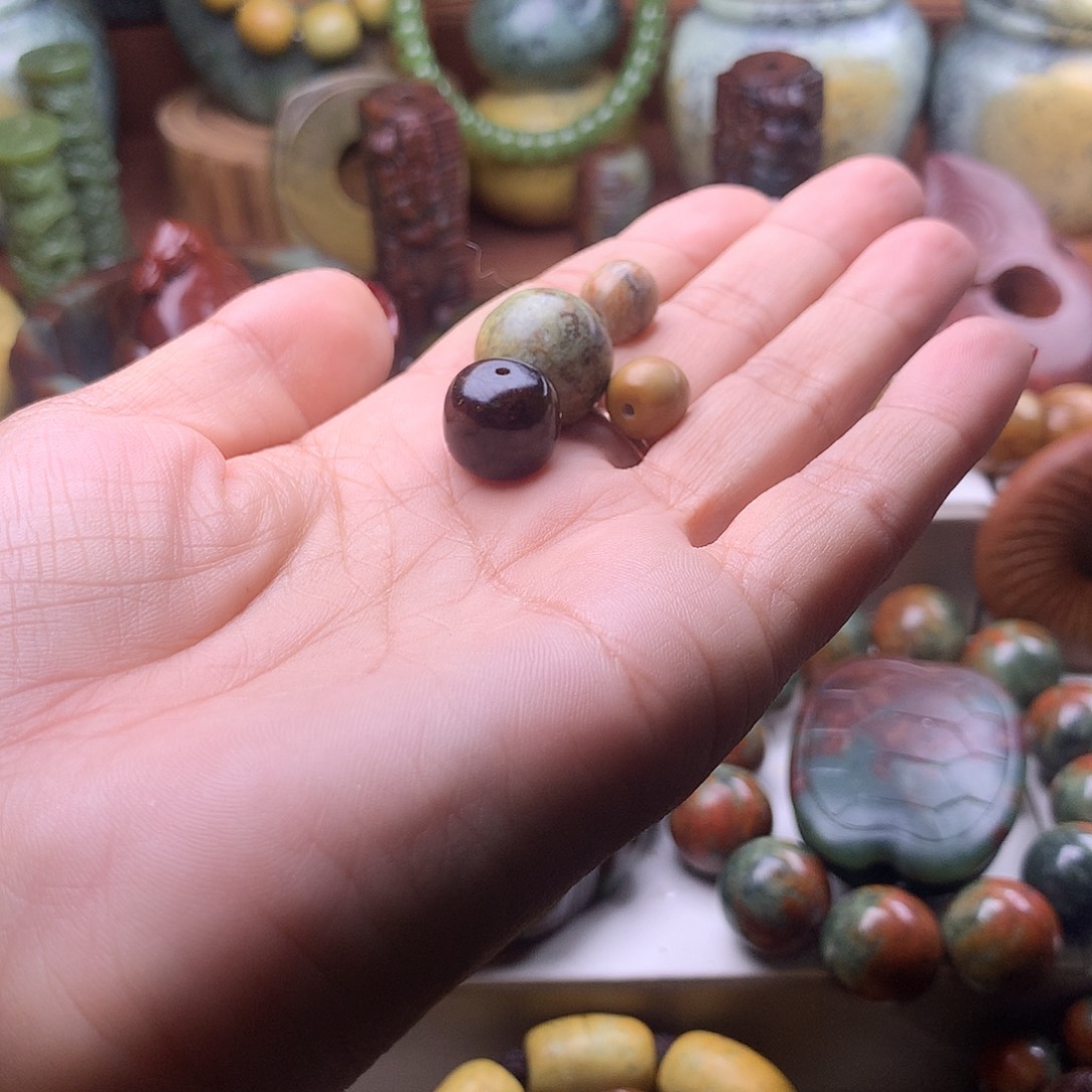 岫岩河磨玉（透闪石质玉）未镶嵌吊坠(不含链)