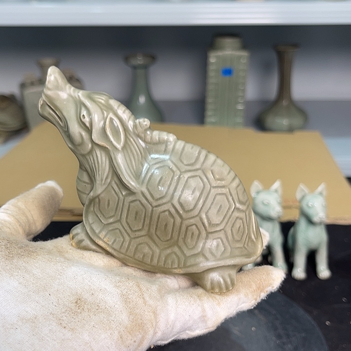 梁***彩龙泉青瓷青瓷茶具