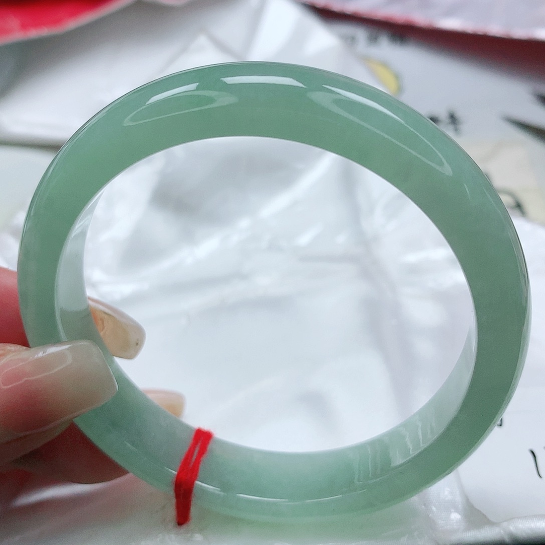 【闪购商品】翡翠手镯未镶嵌缅甸天然A货翡翠