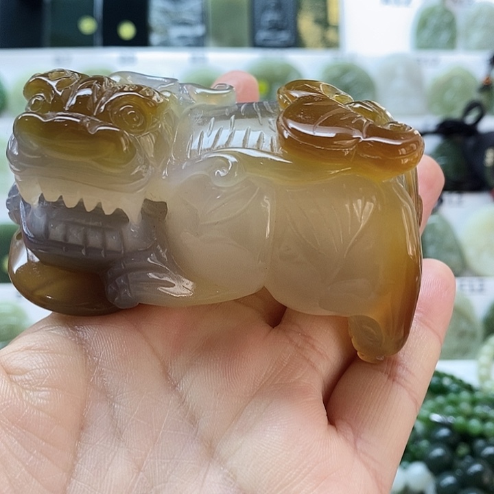 玛瑙/玉髓颈饰未镶嵌