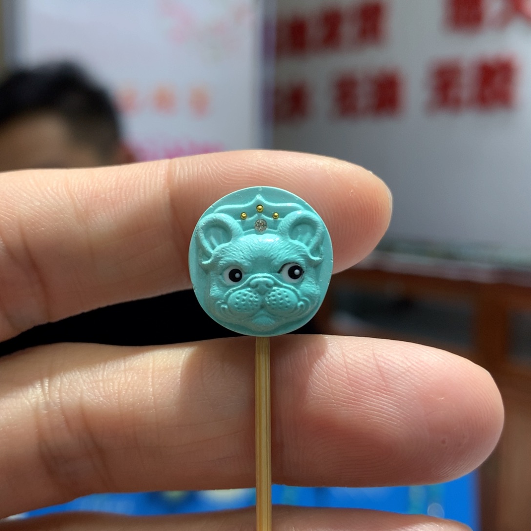 绿松石配饰未镶嵌