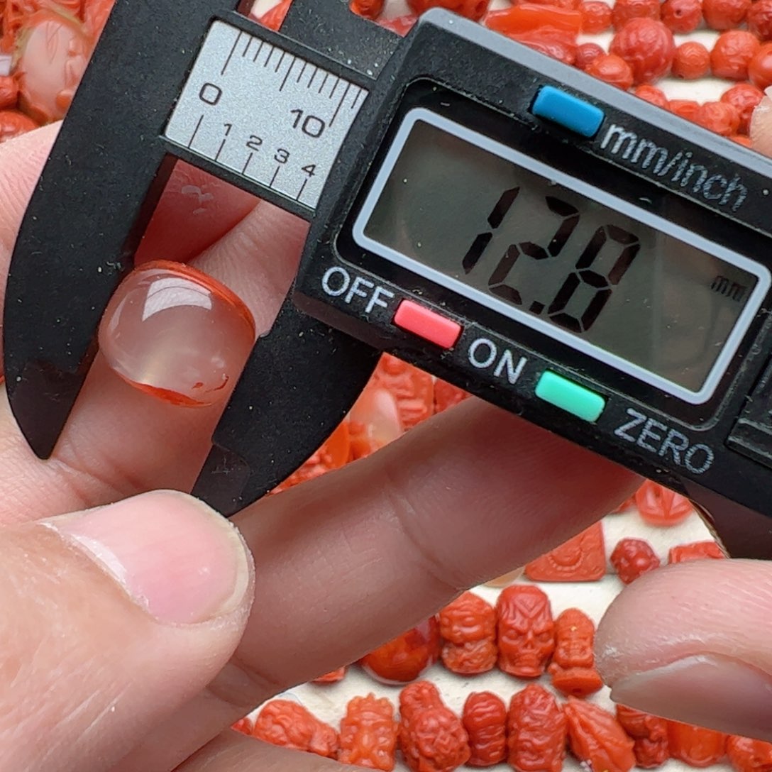 南红玛瑙配饰未镶嵌