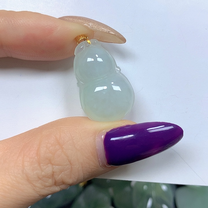 翡翠未镶嵌颈饰挂件