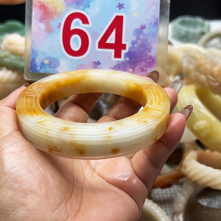 未镶嵌手镯石英岩玉