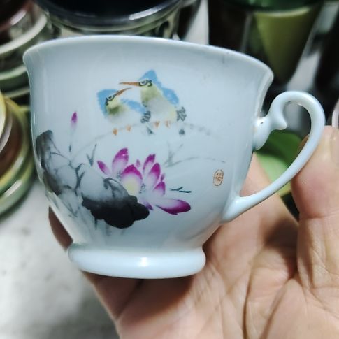 瓷片瓷器，各种摆件，瓷片，翡翠瓷！