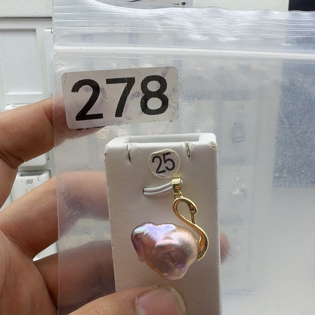 合金淡水珍珠颈饰