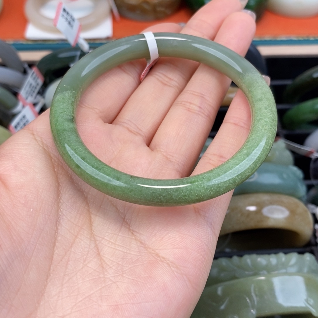 和田玉未镶嵌手镯翠青手镯57#