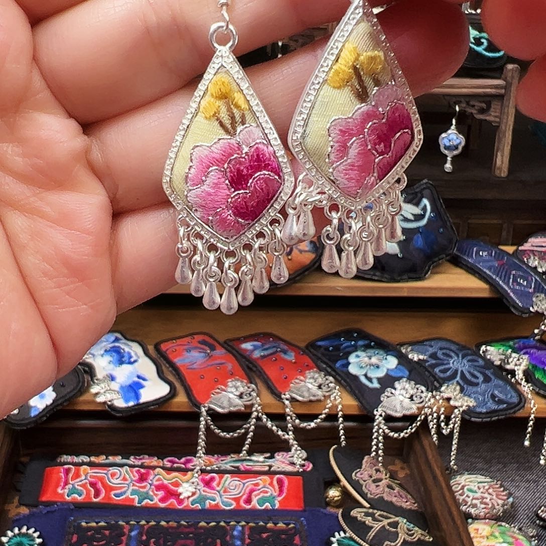 织绣手工刺绣工艺品