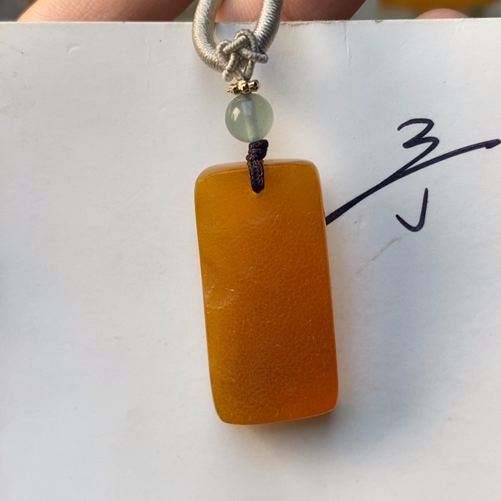 未镶嵌蓝珀珠宝奇石