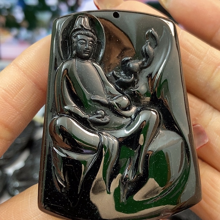 翡翠吊坠(不含链)未镶嵌往****味040