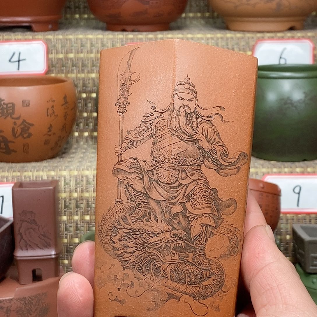 紫砂花盆我在等他