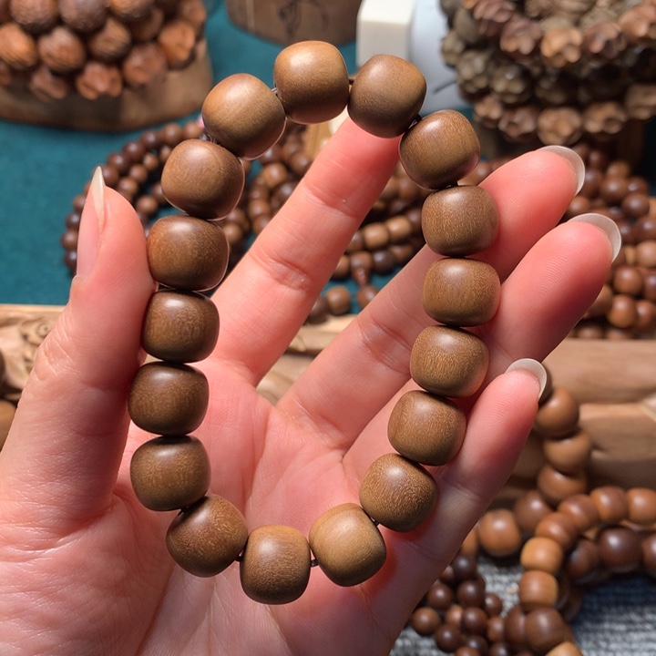 檀香木手串/手链闭****?老山檀香1.2*1.3瑕疵