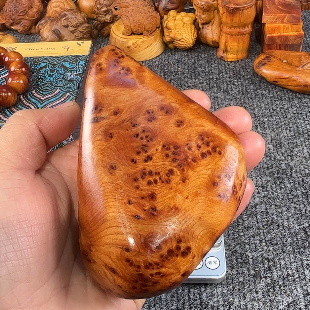 知***会崖柏太行崖柏骨料瘤花手把件