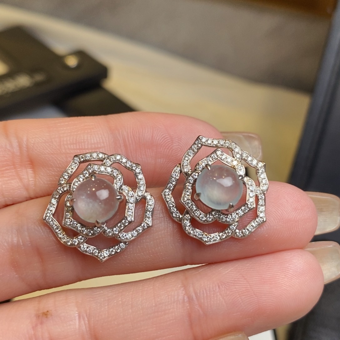 翡翠耳饰18K金镶嵌蛋面