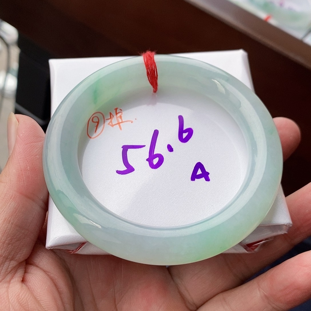 翡翠未镶嵌手镯9号链接