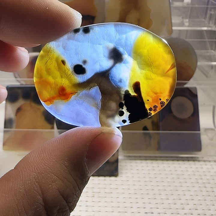 玛瑙/玉髓未镶嵌珠宝奇石