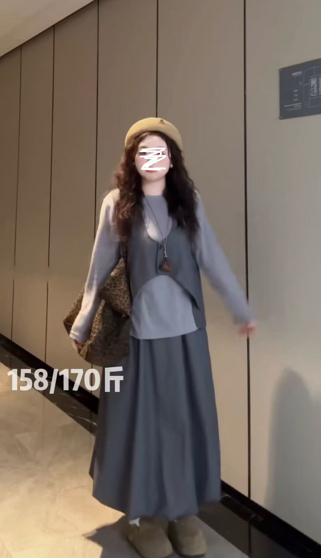 早秋大码韩系慵懒风减龄显瘦洋气马甲外套短袖T恤半身裙三件套