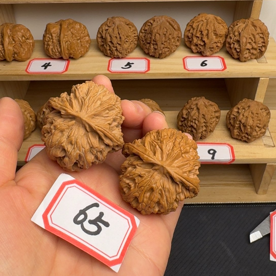 文玩核桃把件全品41尺苹果园