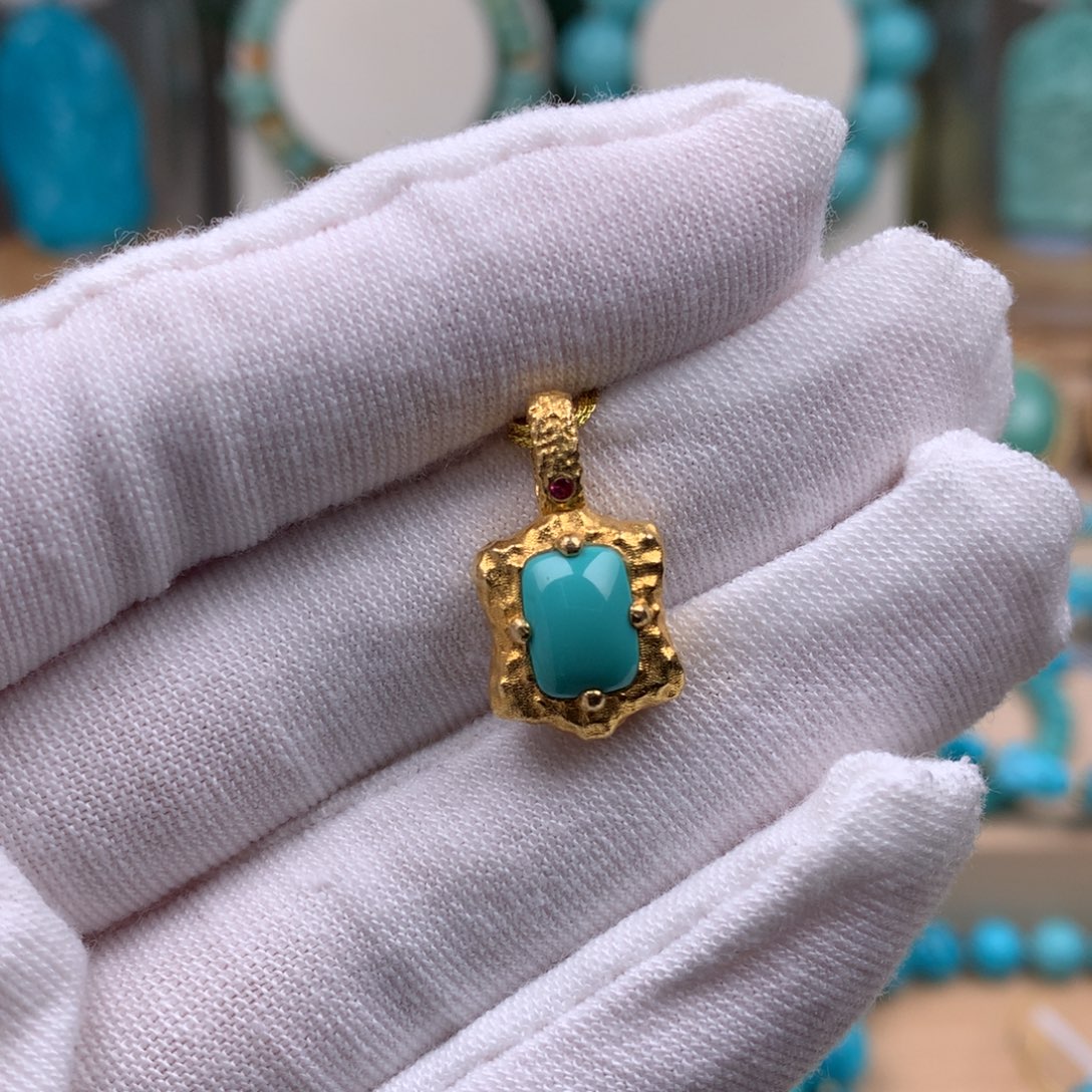 绿松石18K金镶嵌珠宝奇石