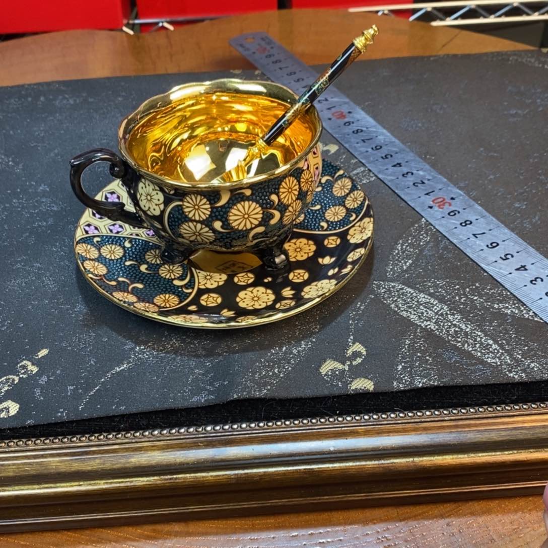 瓷器哈哈哈哈哈哈哈哈
