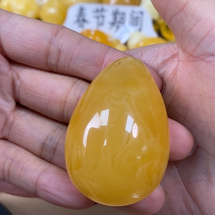 琥珀裸石未镶嵌水滴