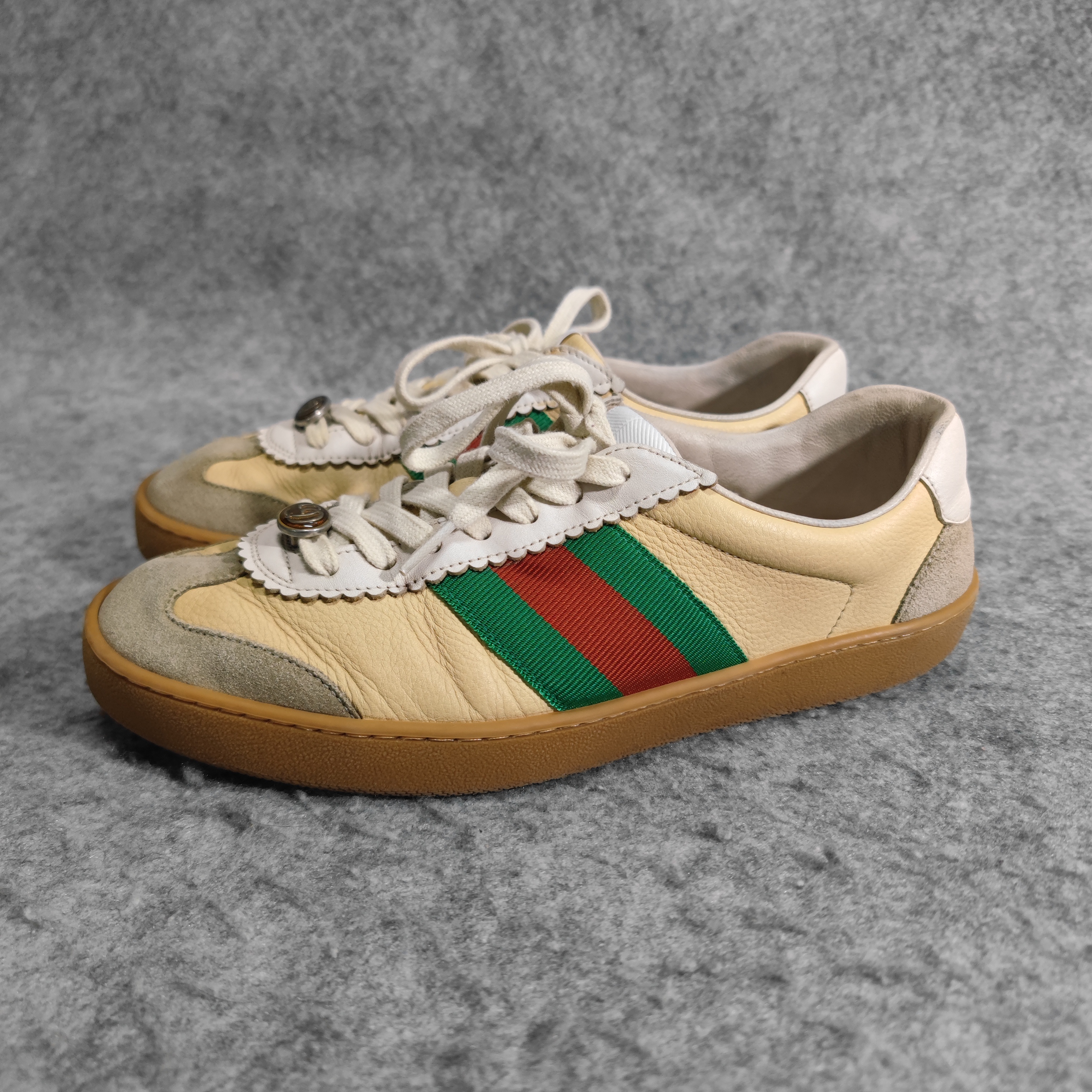 95新 GUCCI/古驰 【41码】正品 牛皮时尚休闲鞋 公价六千八 无原盒