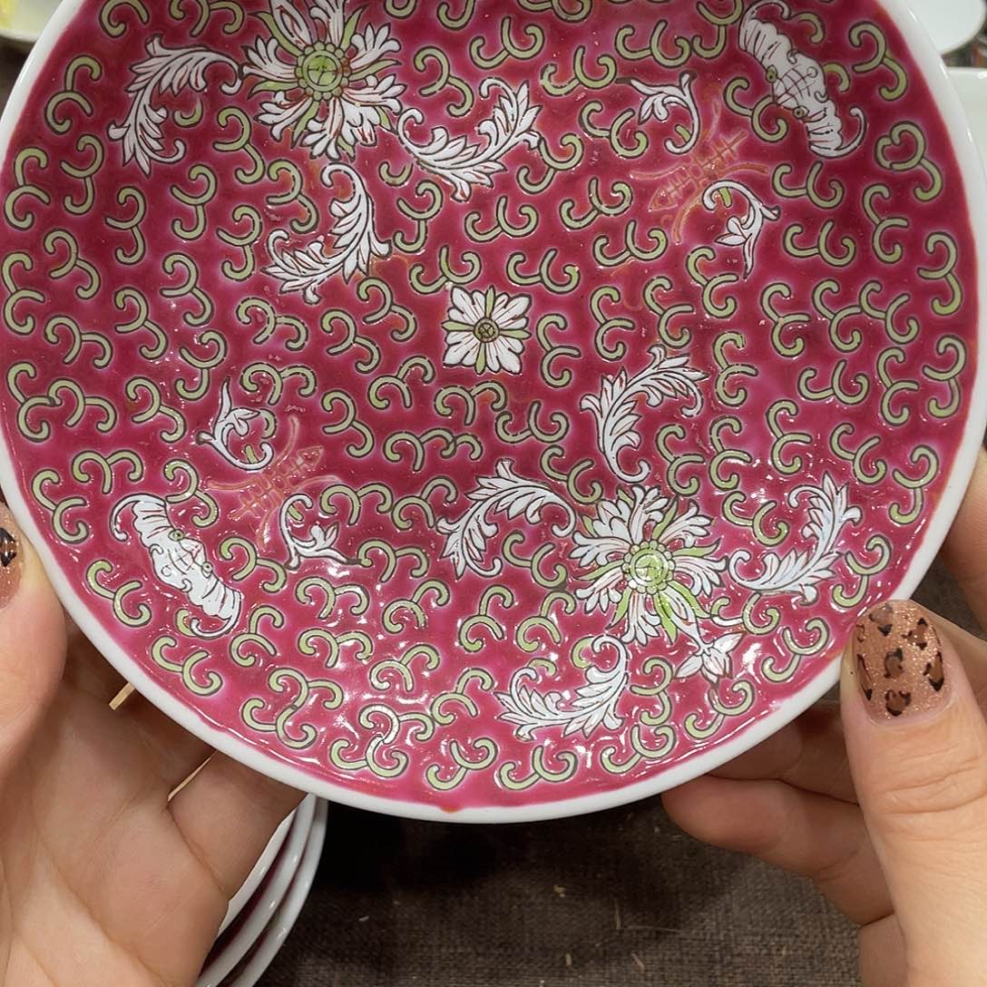 瓷片景德镇粉彩红洋莲窝盘