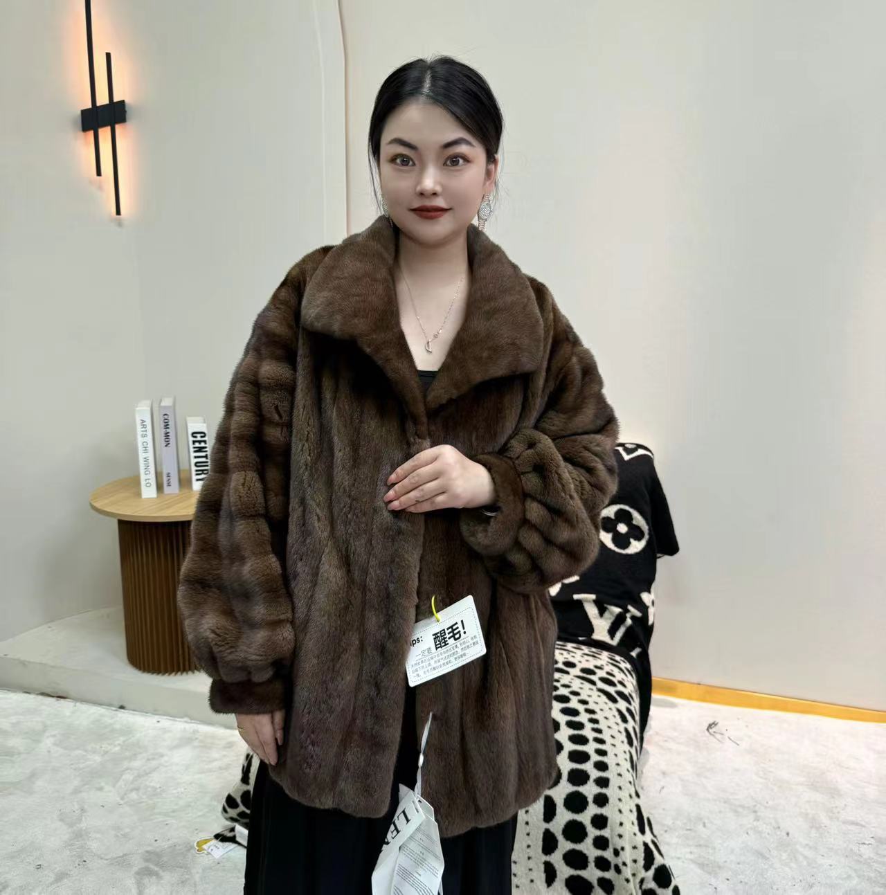2025新款紫金短二水貂貂皮大衣灯笼袖全抽刀工艺时尚皮草外套女
