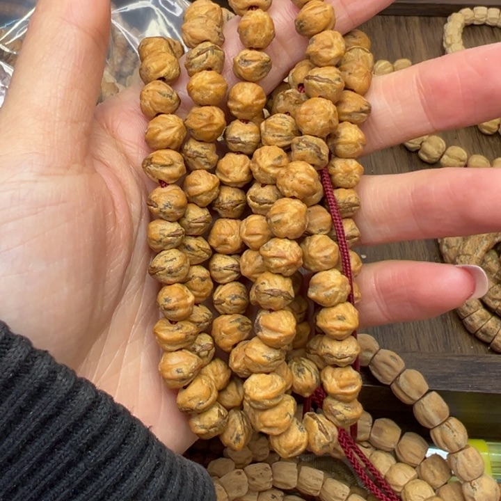 柏香籽/百香籽吊坠悦**