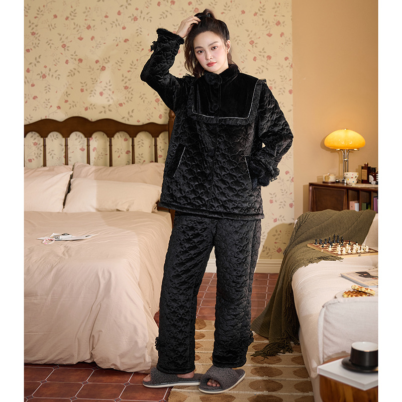 1女士保暖休闲舒适女冬季三层夹棉加厚睡衣长袖套装家居服宽松
