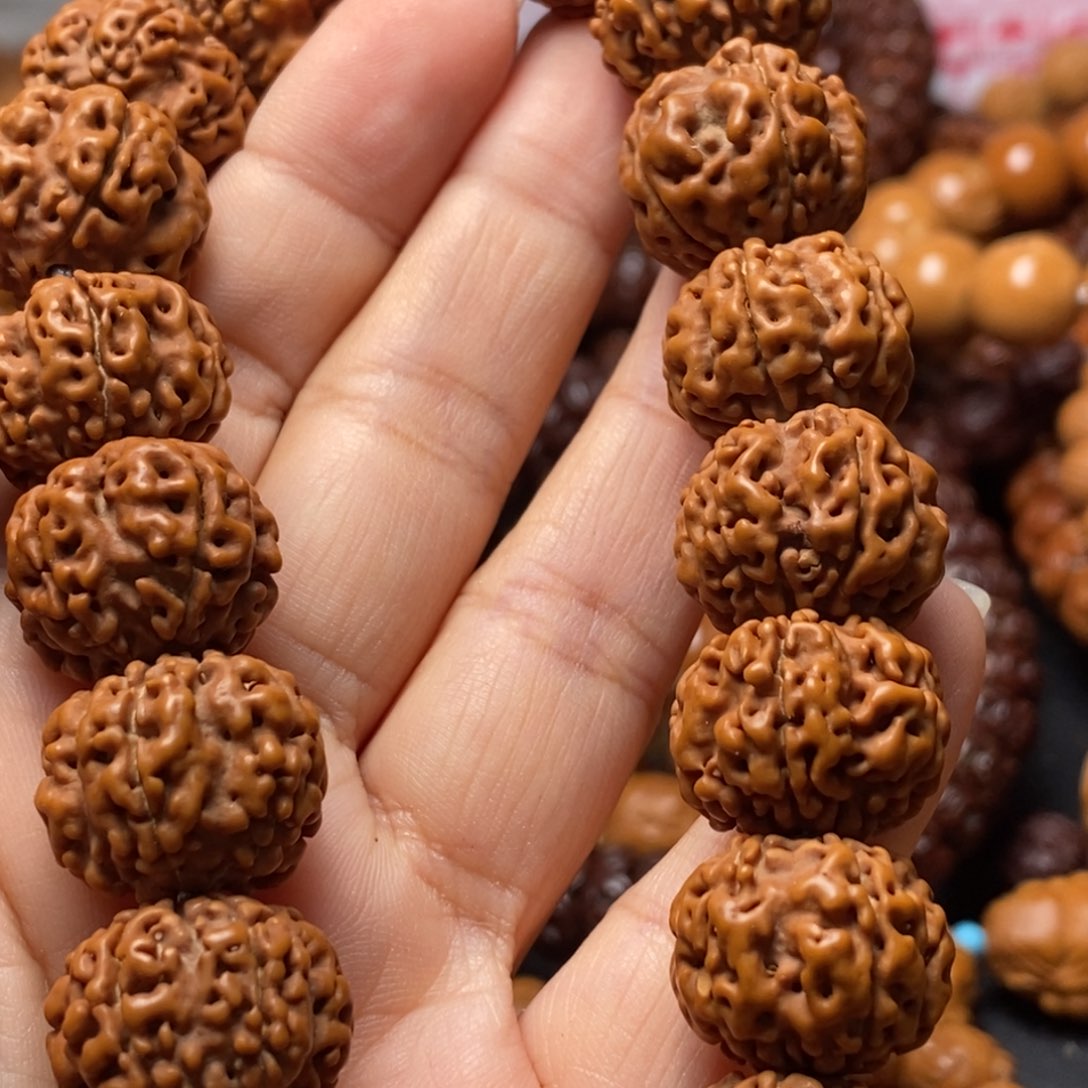 猴头核桃吊坠橄榄