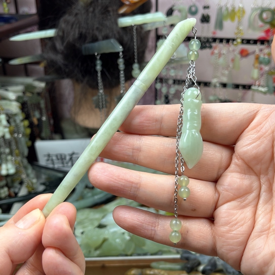 未镶嵌岫玉发饰长度13.5厘米左右