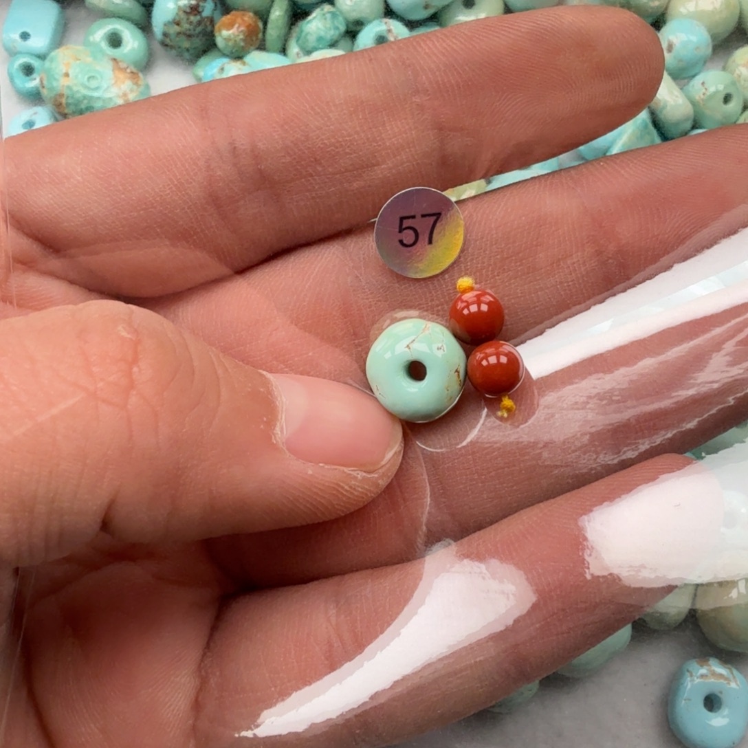 南红玛瑙未镶嵌珠宝奇石