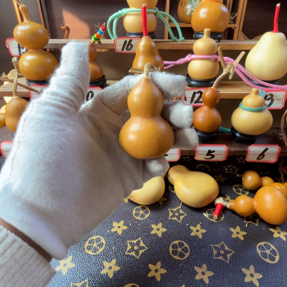 柠***愿葫芦葫芦葫芦葫芦