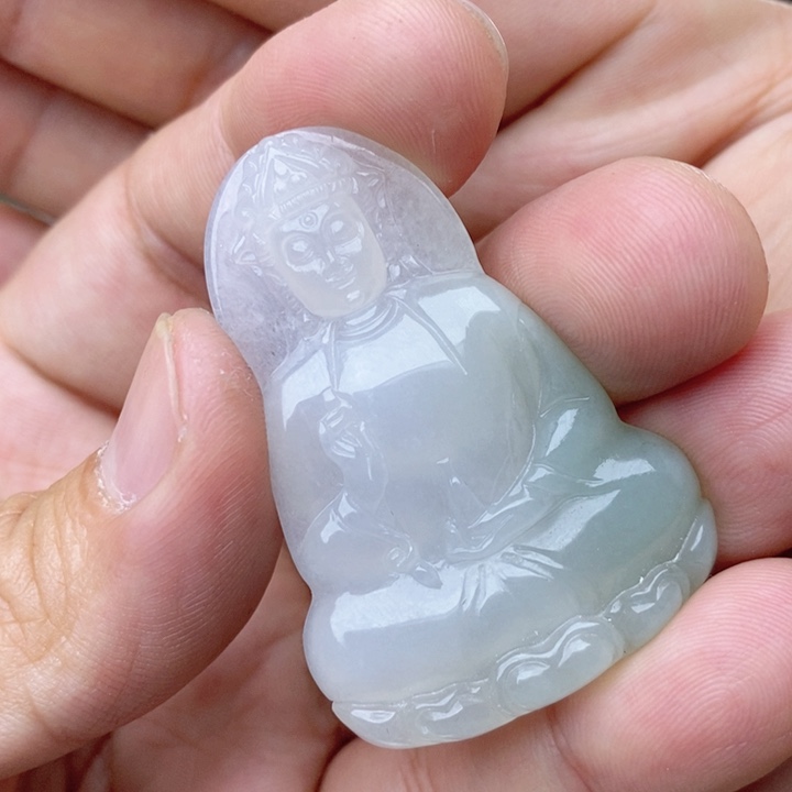 翡翠颈饰未镶嵌观音