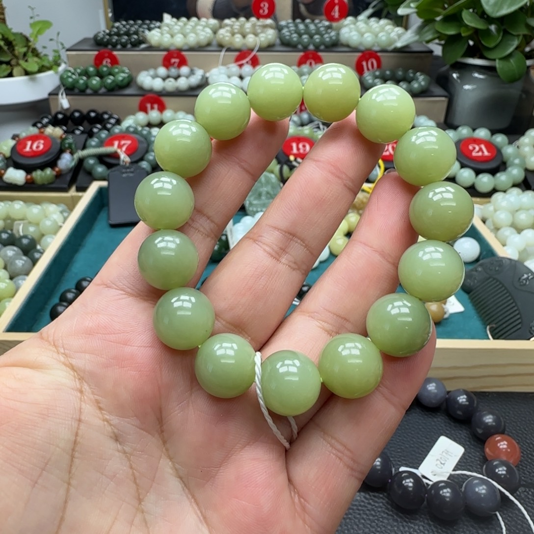 和田玉未镶嵌手链14