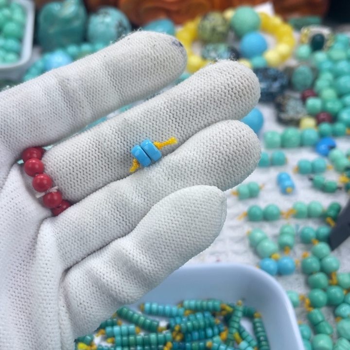 涵****南红玛瑙未镶嵌珠宝奇石绿松石